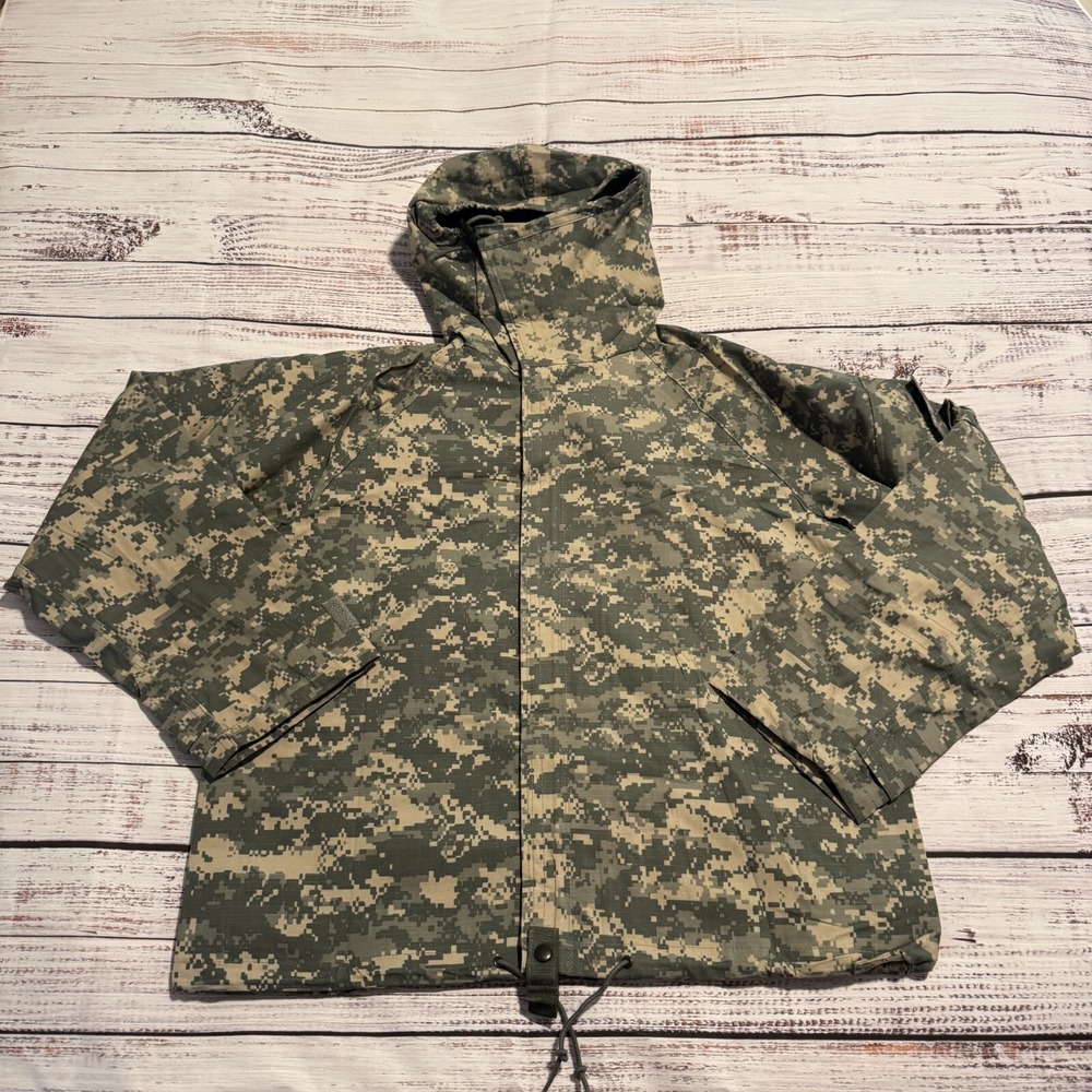 NWOT Chemical‎ Protective Digital Camo Hooded Jacket NFR Size Medium Long